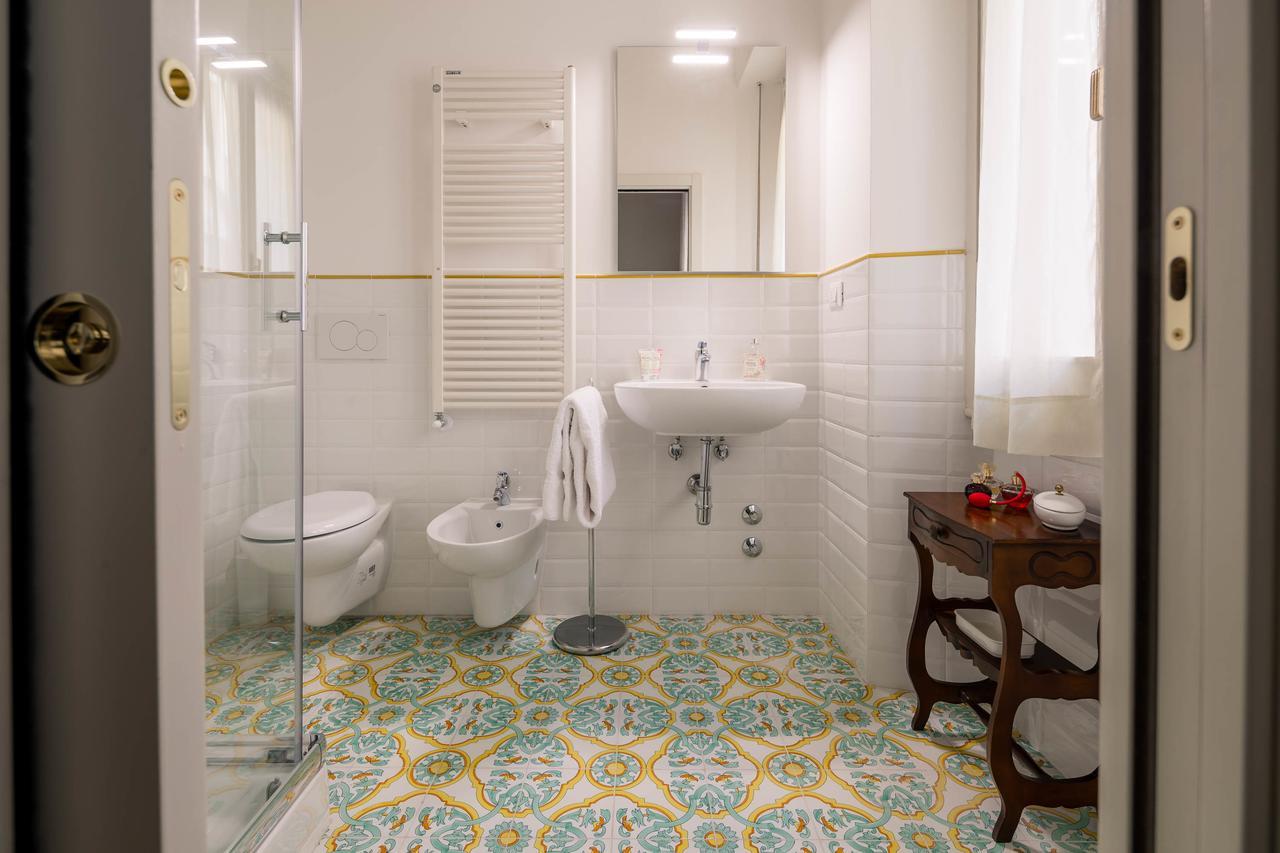 Santa Felicita Apartments Флоренція Екстер'єр фото