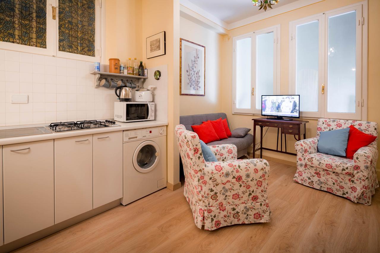 Santa Felicita Apartments Флоренція Екстер'єр фото